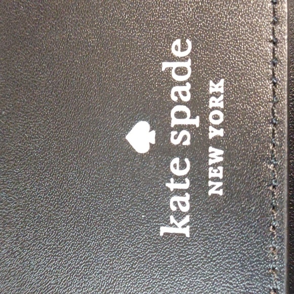 ❤️ Relisted Kate Spade Frosty Penguin Chain Strap Purse - Picture 12 of 15